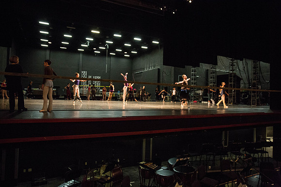 20161022_MCB_Giselle_Company_Clase_Arsht9C7C0002