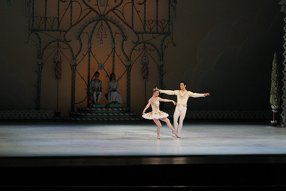 20141223_Nutcracker_ARTC_Pasdedeux_AL1B5806