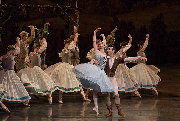 20161022_MCB_Giselle_Act1_2Cast_Tricia_Arsht_Arsht_73A6352