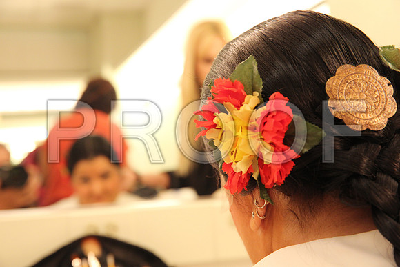 20150226_The_Pearl_Fisher_Backstage_Wigs_9C7C0446