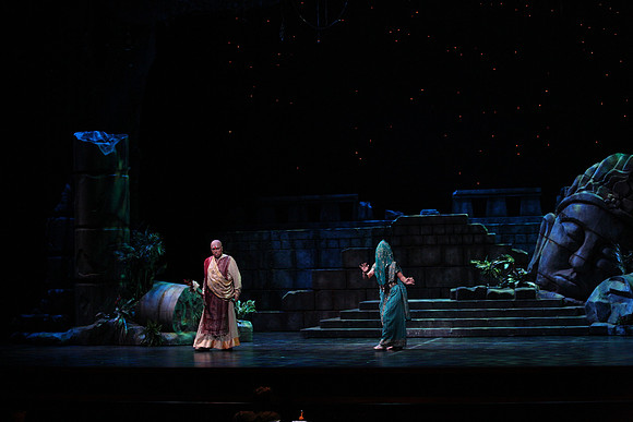 20150226_The_Pearl_Fisher_Act_39C7C1643