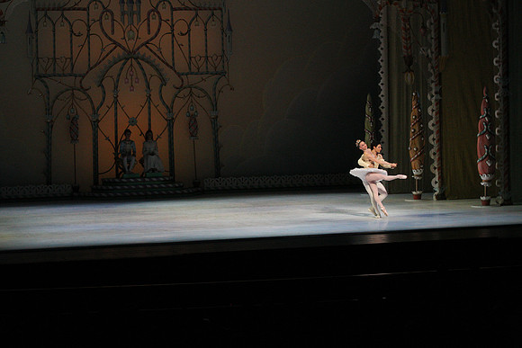 20141223_Nutcracker_ARTC_Pasdedeux_AL1B5725