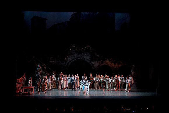 5029_DG_Miami_City_Ballet_Romeo_and_Juliet_Broward_center_2011IMG_1061