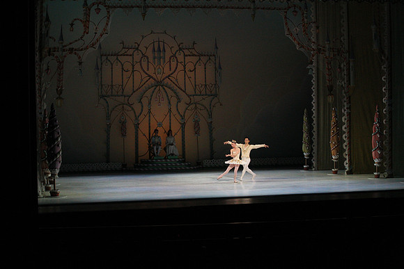 20141223_Nutcracker_ARTC_Pasdedeux_AL1B5766