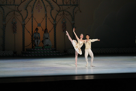 20141223_Nutcracker_ARTC_Pasdedeux_AL1B5685