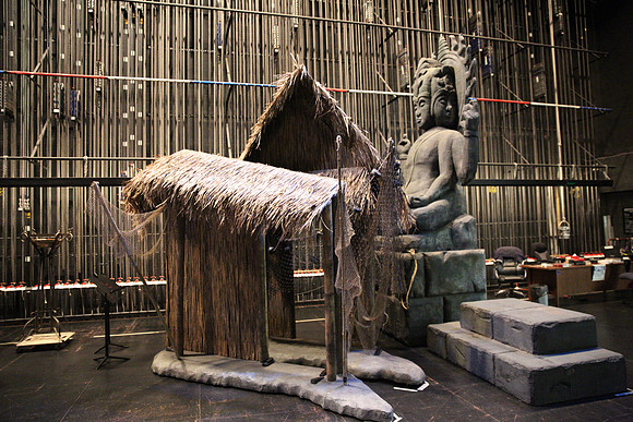 20150226_The_Pearl_Fisher_Backstage_Props_9C7C0317