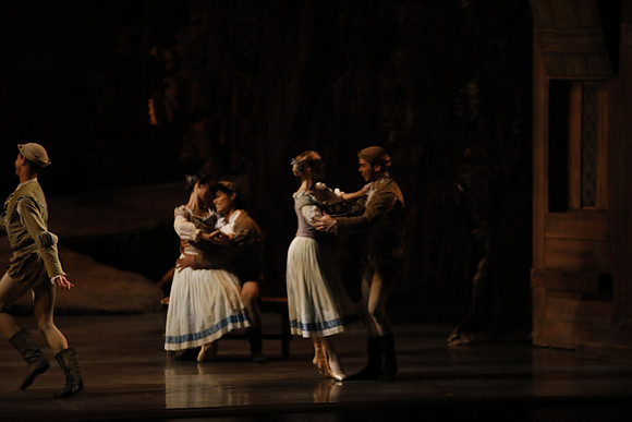 20161023_MCB_Giselle_Act1_3Cast_Jennifer_Laurent_Arsht__73A1363