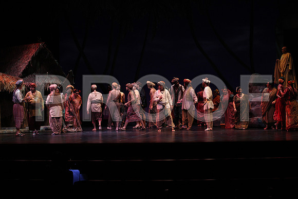 20150226_The_Pearl_Fisher_Act_29C7C0631