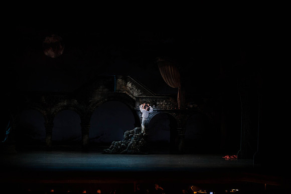 5029_DG_Miami_City_Ballet_Romeo_and_Juliet_Broward_center_2011IMG_0648-2