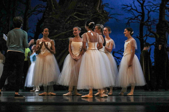 20161020_MCB_Giselle_2Cast_Act2_no Makeup_DRDA_Arsht_73A1542