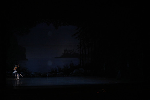20151023_MCB_Swan_Lake_Prefomance_Arsht__75A2334