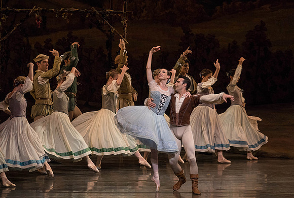 20161022_MCB_Giselle_Act1_2Cast_Tricia_Arsht_Arsht_73A6353