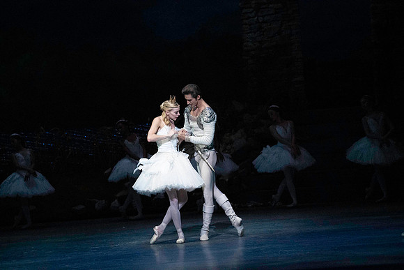 20240417_Swan_Lake_Act 4_2_Cast_DSC3045.ARW
