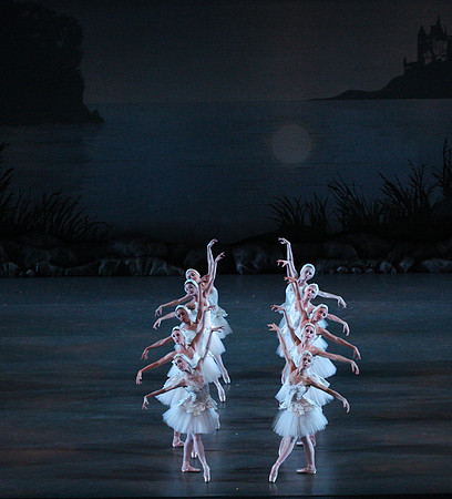 20151114_Swan_Lake_George_Balanchine_Kravis_IMG_6576