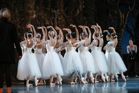20161020_MCB_Giselle_2Cast_Act2_no Makeup_DRDA_Arsht_73A1509