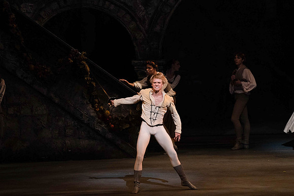 20221023_Romeo_And_Juliet_3_Cast_DSC2586