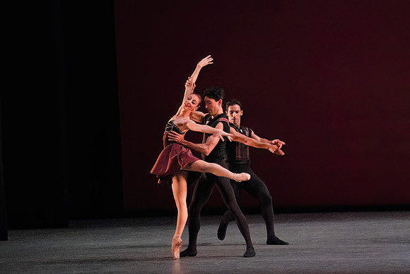 20240307_untitledThe Subtle Curent Upstream_Dress Rerhersal _Arsht_4371