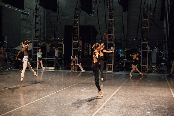 20161022_MCB_Giselle_Company_Clase_Arsht9C7C0104