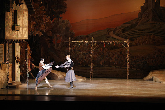 20161020_MCB_Giselle_Act1_2Cast_DR_No Makeup_Arsht_75A0062