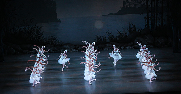 20151114_Swan_Lake_George_Balanchine_Kravis_IMG_6666