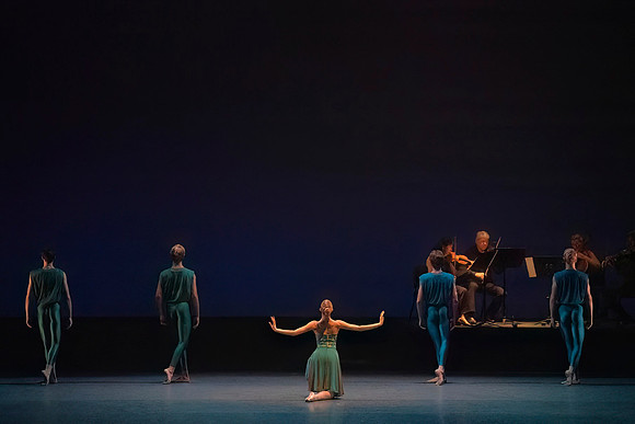 20240210_untitled20240210_Winter_Mix_Paganini_in_Play_MCB_DSC1304