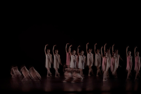 7065A_DG_Synphonic_Dance_Alexie_Ratmansky_MCB_FL_AL1B0522_DxO1