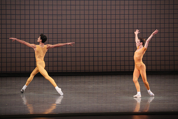 20170114_Glass_Pieces_Preformance_Saturday_Chase_Lauren_MCB_9C7C0086