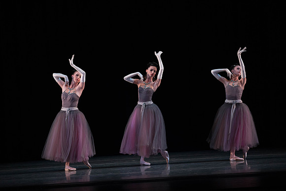 20180405_La Valse_Balanchine_Ravel__73A4142