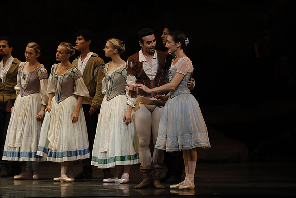 20161020_MCB_Giselle_2Cast_Act1_no Makeup_DRDA_Arsht_73A0122