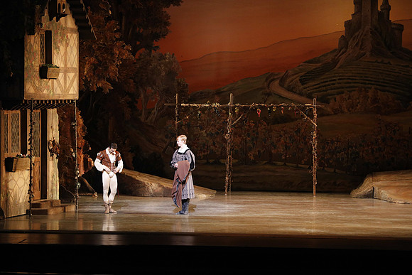 20161020_MCB_Giselle_Act1_2Cast_DR_No Makeup_Arsht_75A0069
