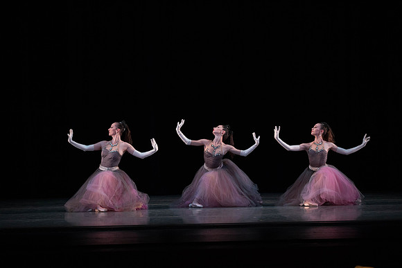 20180405_La Valse_Balanchine_Ravel__73A4205