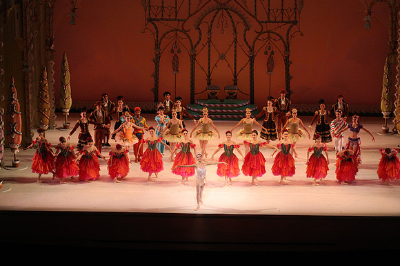 20141229_Nutcracker_WPB_Bows_CG3P4602