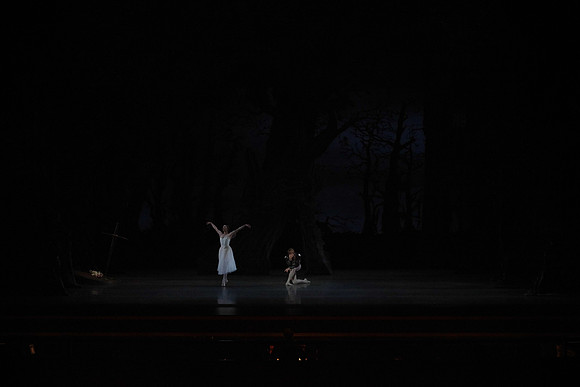 20161020_MCB_Giselle_Act1_DRSH_75A0938