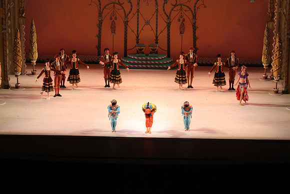 20141229_Nutcracker_WPB_Bows_CG3P4568