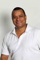 ROBERTO SANTIAGO