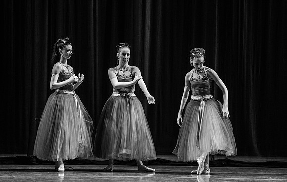 20180405_La Valse_Balanchine_Ravel__73A4130
