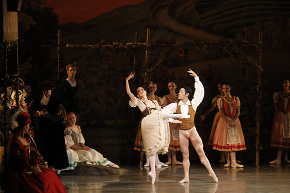20161023_MCB_Giselle_Act1_3Cast_Jennifer_Laurent_Arsht__73A2952