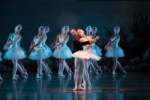 20151022_MCB_Swan_Lake_DR_Arsht_IMG_8558