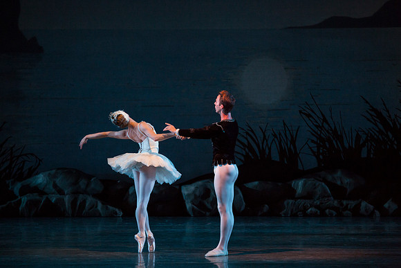 20151022_MCB_Swan_Lake_DR_Arsht_IMG_8456 MIGHT NEED SUB
