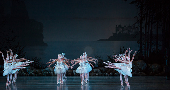 20151022_MCB_Swan_Lake_DR_Arsht_IMG_8189
