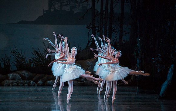 20151022_MCB_Swan_Lake_DR_Arsht_IMG_8356