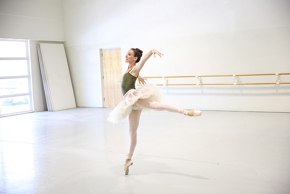 20150618_MCB_Swan_Lake_Studio_9C7C1061