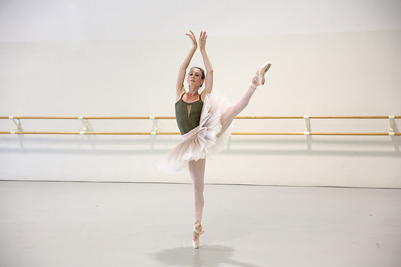 20150618_MCB_Swan_Lake_Studio_9C7C1050