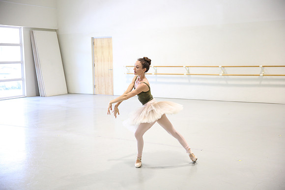 20150618_MCB_Swan_Lake_Studio_9C7C1074