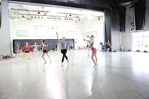 20150312_MCB_Raymonda_Variations_Studio_Arnold_9C7C6256