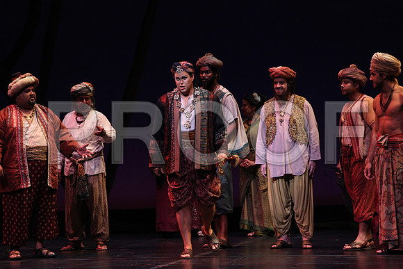 20150226_The_Pearl_Fisher_Act_29C7C0585