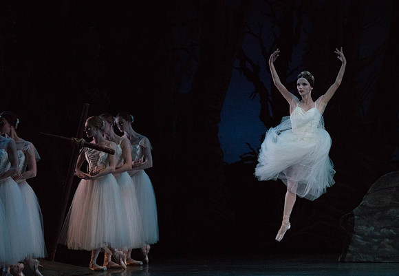 20161021_MCB_Giselle_Cast1_Act2__73A6484