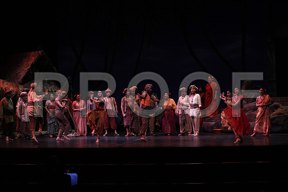 20150226_The_Pearl_Fisher_Act_29C7C0731