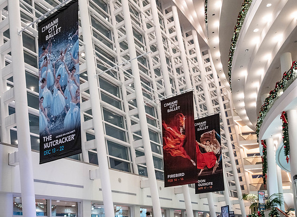 20191212_Nutcrakers_Banners_2019_075A8065