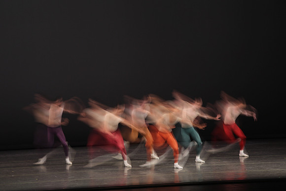 20170113_Glass_Motion_Blur_Samantha_PR_9C7C2262